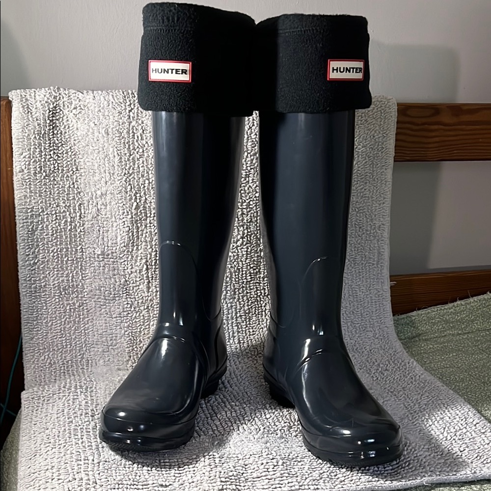 NWOT Women’s Hunter Tall Gloss Rain Boots 10 Wellies & Tall Boot Socks Black